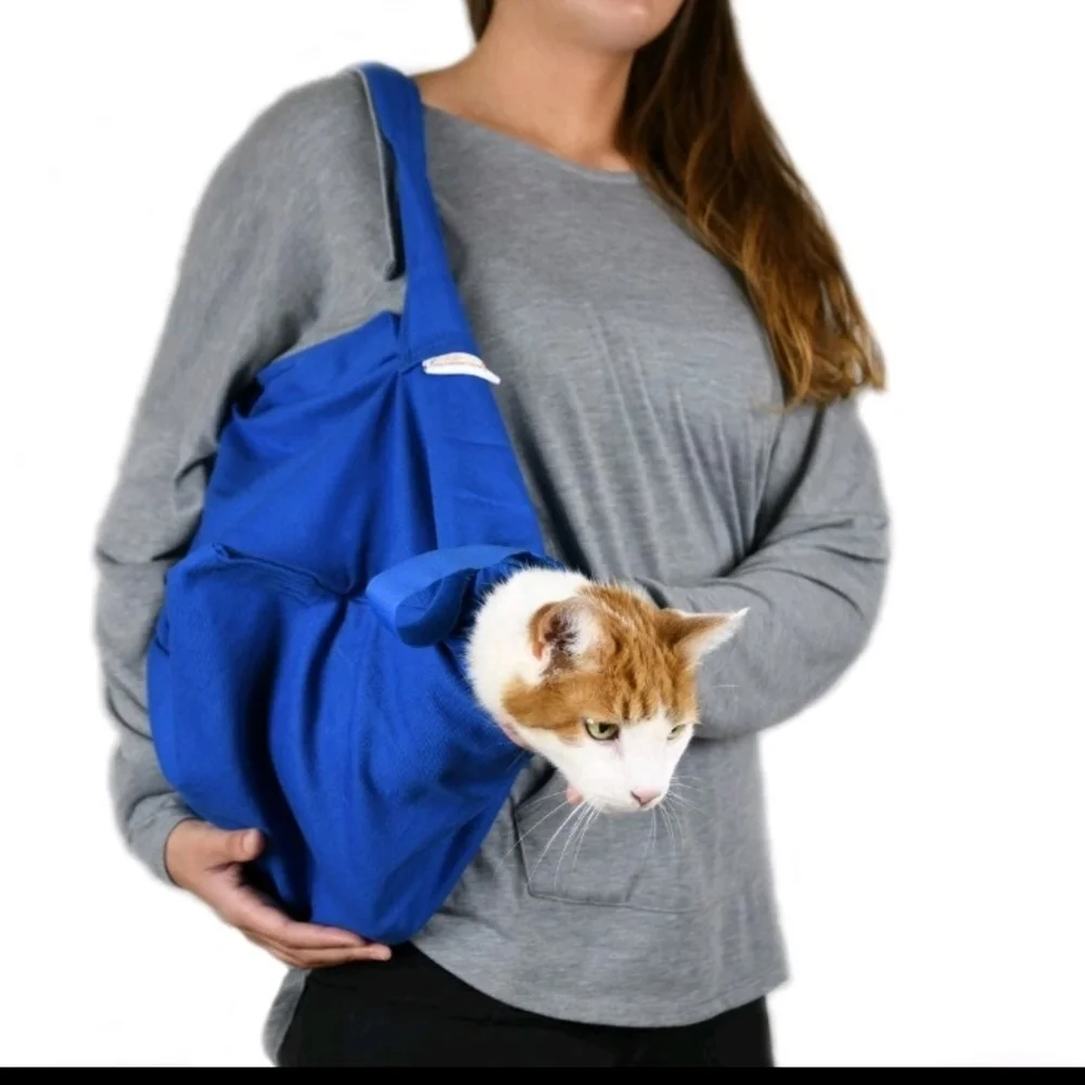 Cat-in-the-bag-Green. cat carriers soft cat bags for travel, medicating